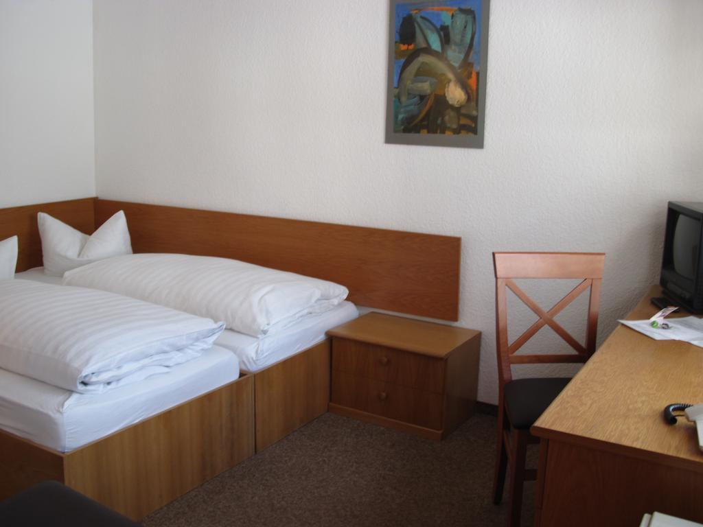 Dresdner Hoehe Dresde Exterior foto